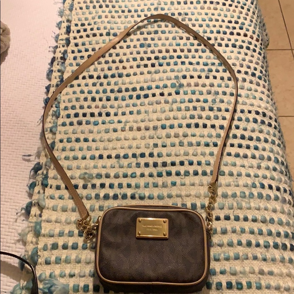 Michael Kors Cross body
